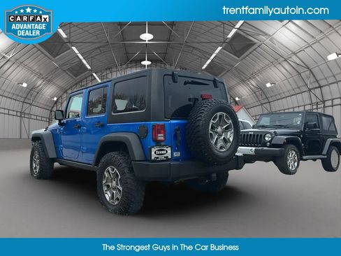 Used 2015 Jeep Wrangler Unlimited Rubicon w/ Connectivity Group image 4