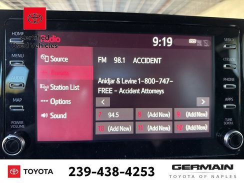 Used 2020 Toyota Corolla LE image 19