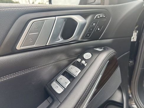 Used 2020 BMW X7 xDrive40i w/ Cold Weather Package image 30