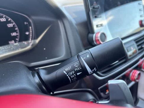 Used 2018 Honda Accord Sport image 14