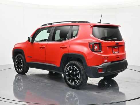 Used 2023 Jeep Renegade Latitude AWD/4WD image 7