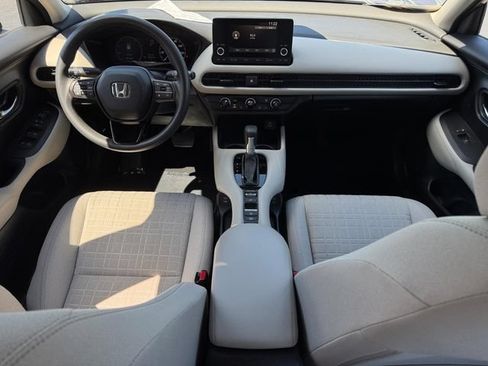 Used 2024 Honda HR-V LX image 4