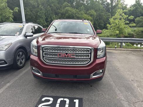 Used 2016 GMC Yukon SLT w/ Open Road Package AWD/4WD image 2