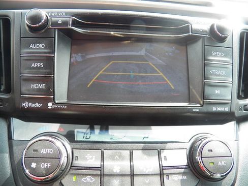 Used 2016 Toyota RAV4 XLE AWD/4WD image 21