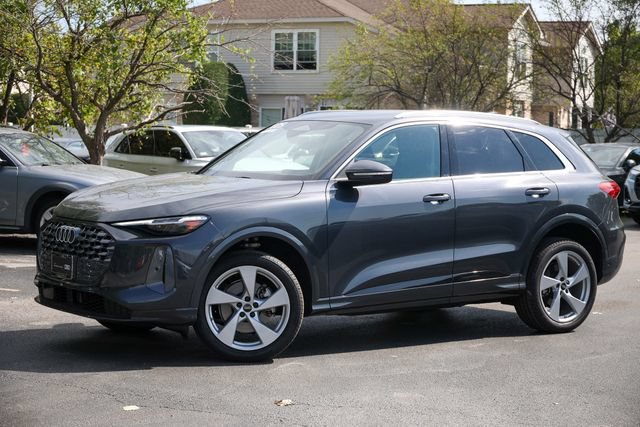 Certified 2025 Audi Q5 Premium AWD/4WD image 23