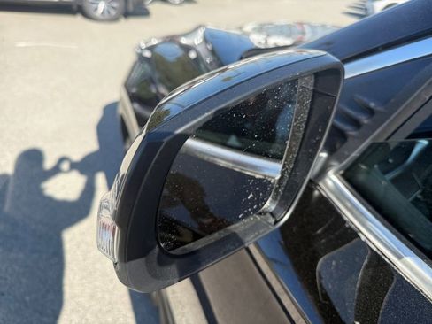 Used 2025 INFINITI QX50 Pure image 36