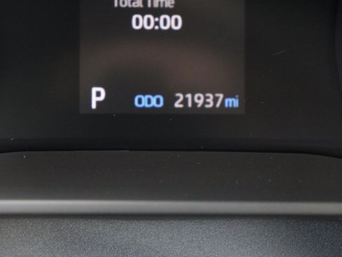 Certified 2023 Toyota Sienna LE FWD image 26