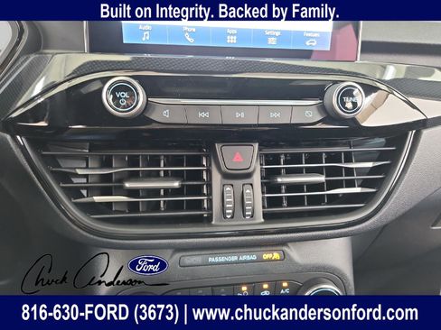 New 2025 Ford Escape ST-Line w/ Equipment Group 301A image 20