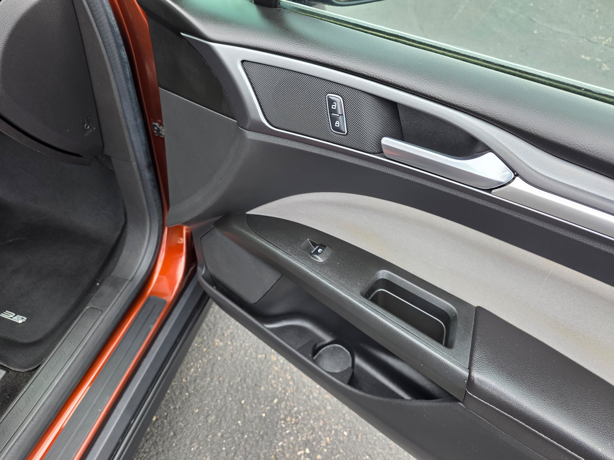 Used 2016 Ford Fusion S FWD image 24
