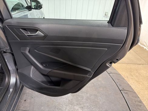 Used 2023 Volkswagen Jetta SEL image 18