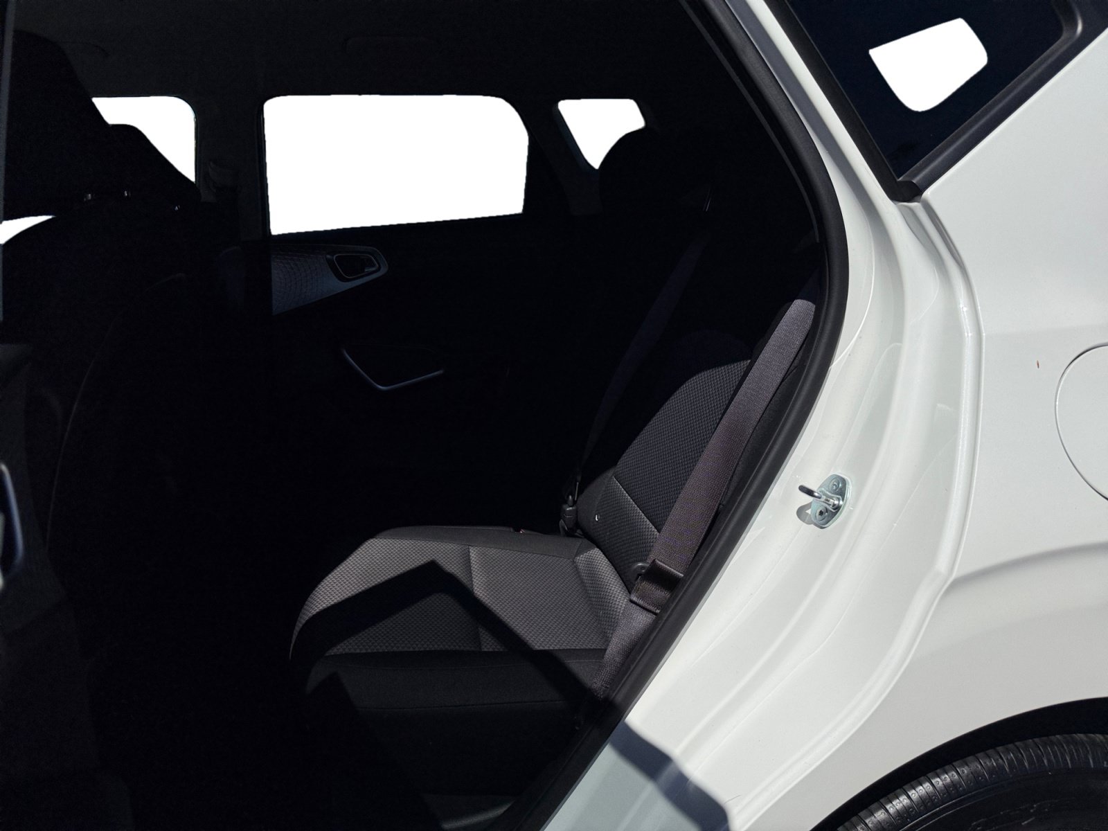 Used 2025 Kia Soul S FWD image 16