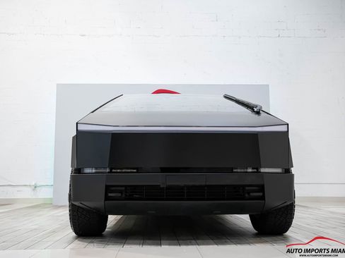 Used 2024 Tesla Cybertruck Cyberbeast image 31