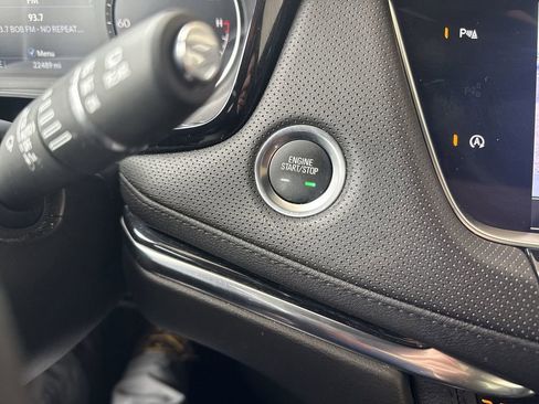 Certified 2025 Cadillac XT5 Premium Luxury image 17