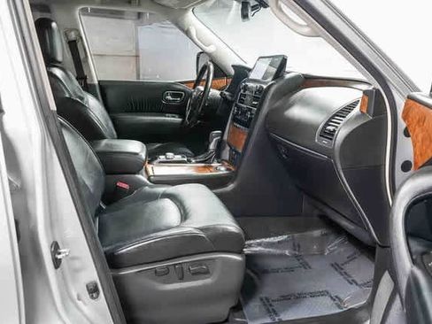 Used 2021 Nissan Armada SL w/ Captain's Chairs Package image 15