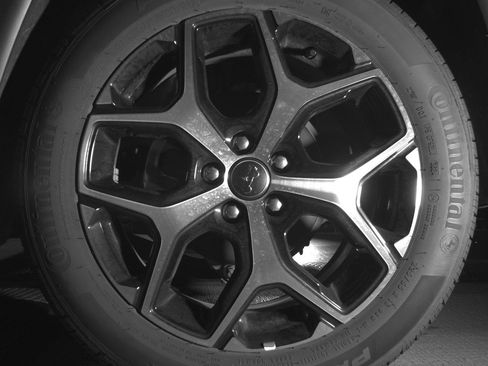 Used 2025 Jeep Compass Limited image 14