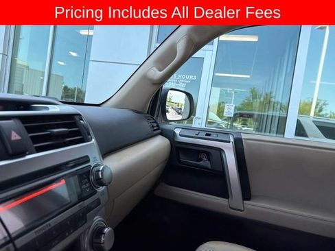 Used 2011 Toyota 4Runner SR5 w/ Convenience Pkg AWD/4WD image 9