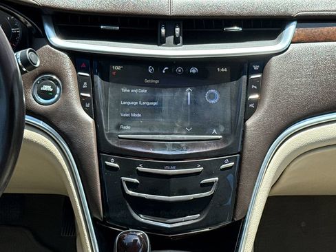Used 2014 Cadillac XTS Premium FWD image 12