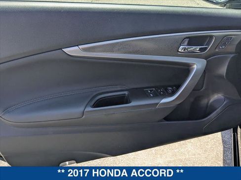 Used 2017 Honda Accord EX-L image 10