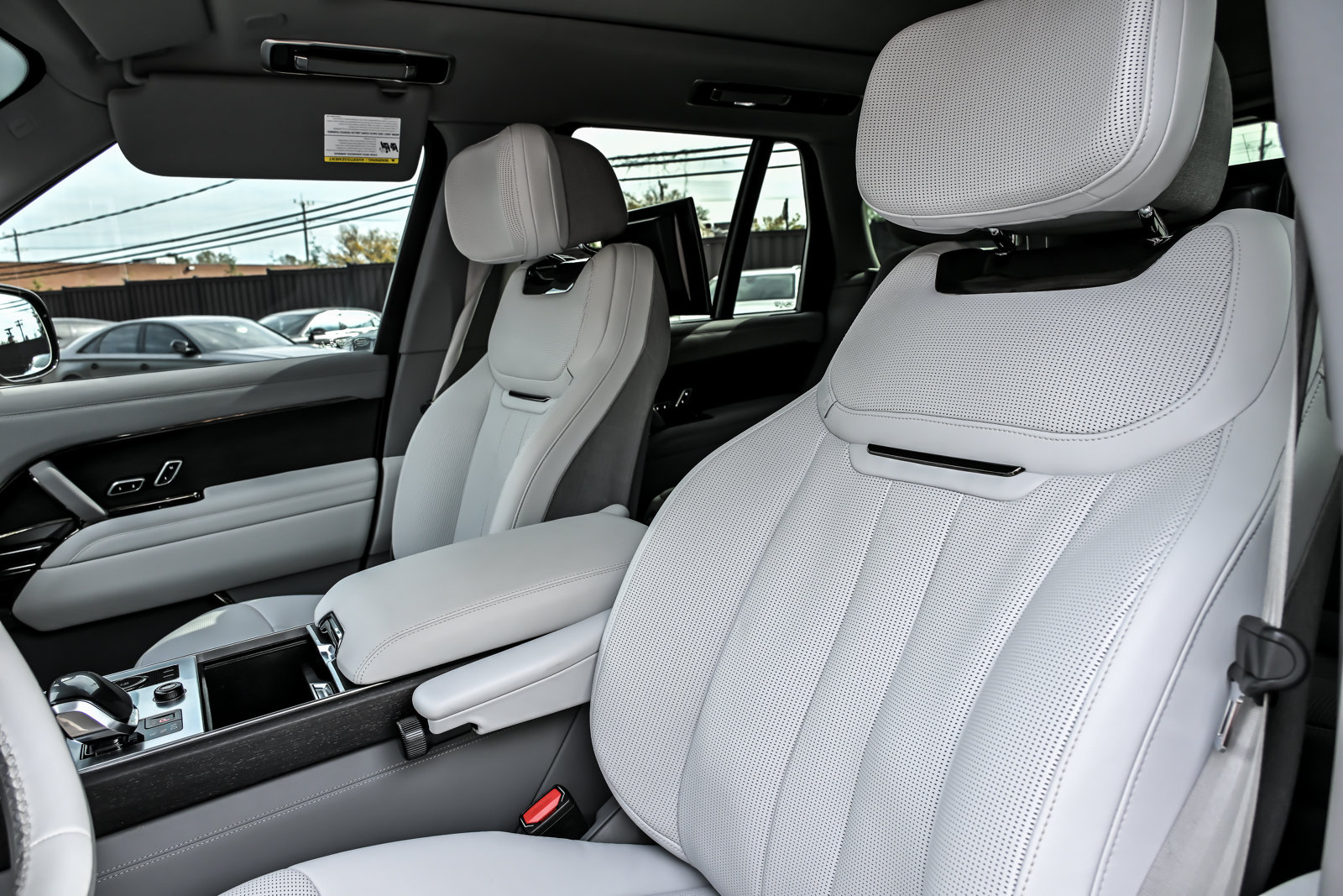 Used 2023 Land Rover Range Rover SV AWD/4WD image 22