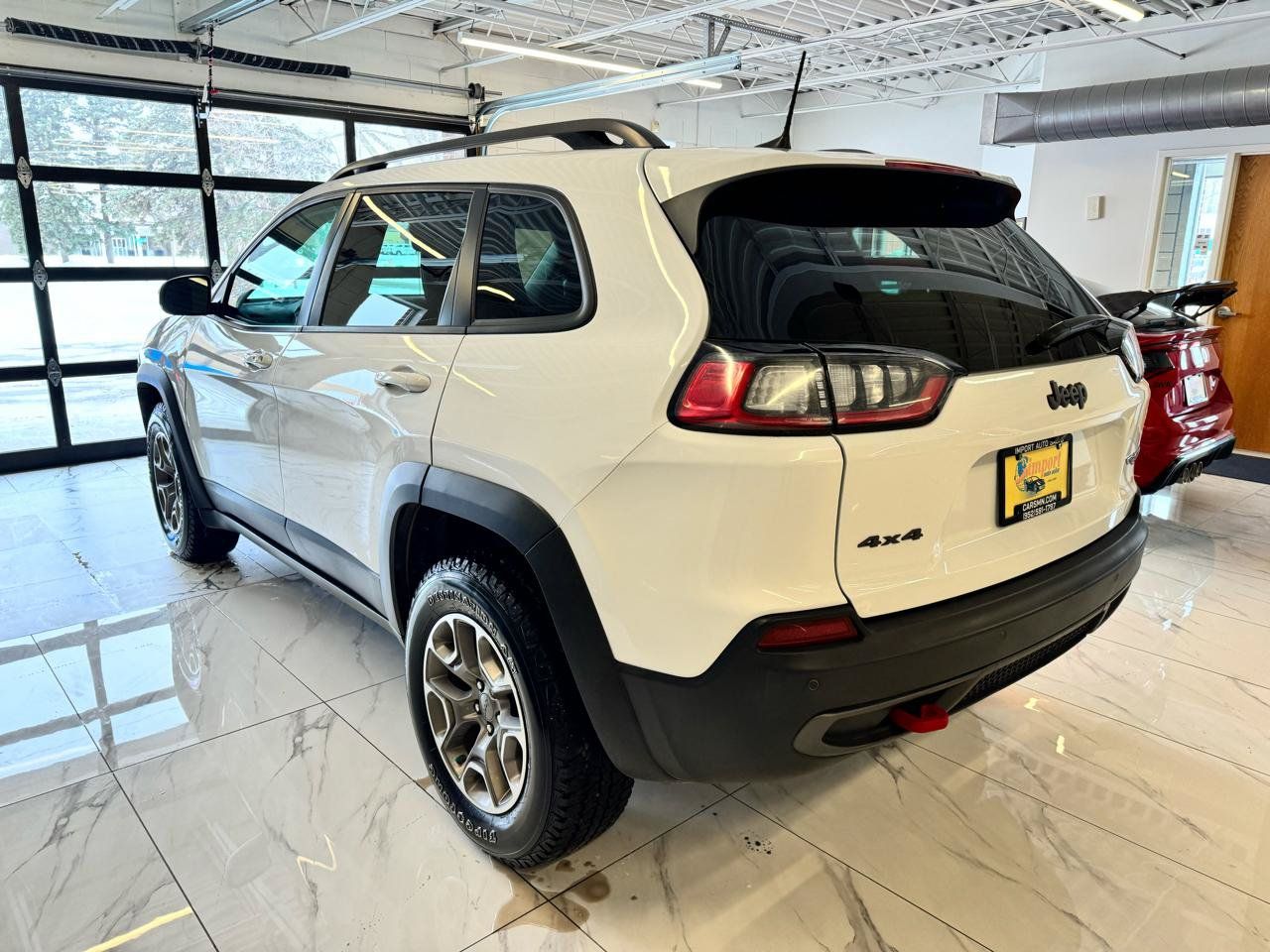 Used 2020 Jeep Cherokee Trailhawk w/ Comfort/Convenience Group AWD/4WD image 7