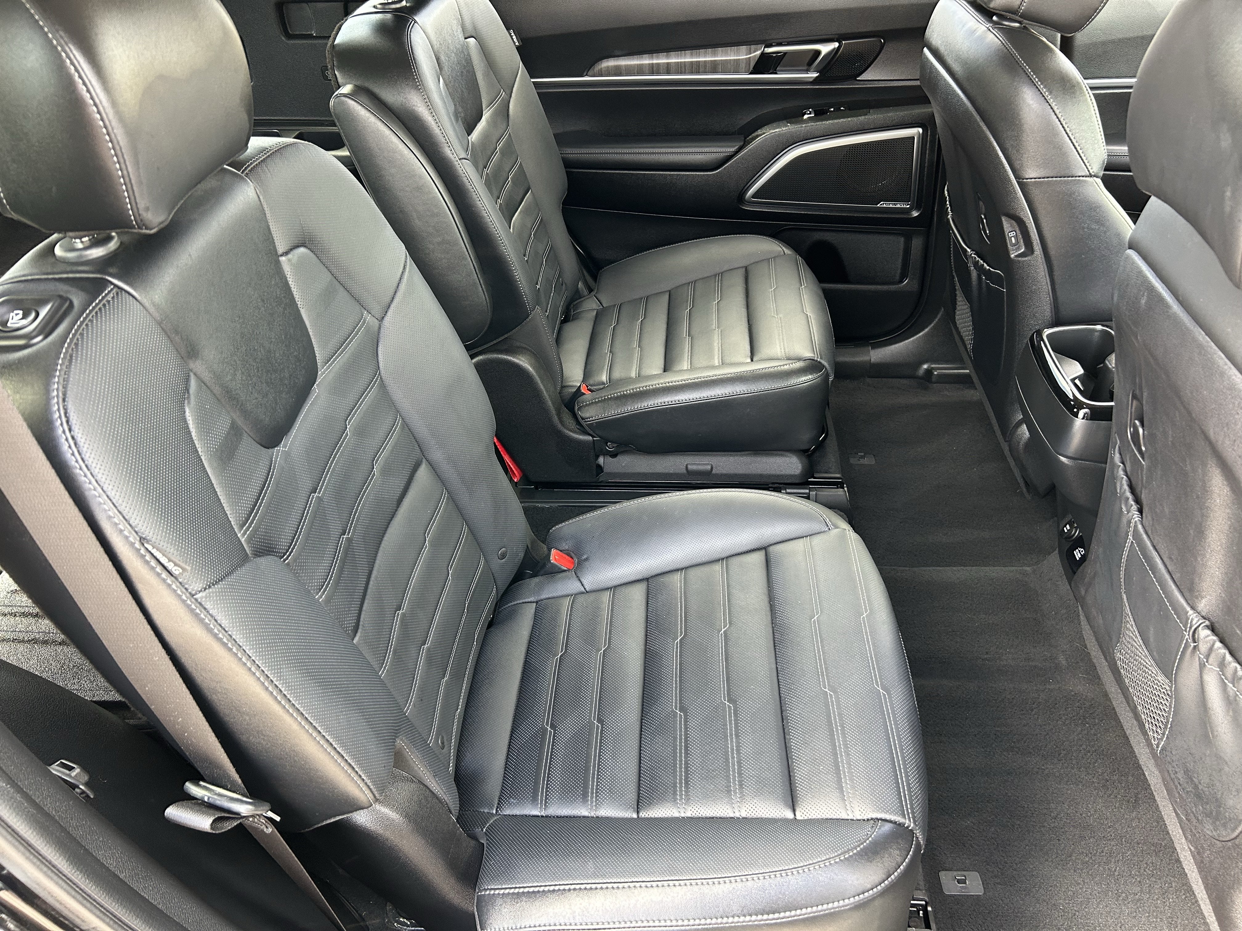 Certified 2023 Kia Telluride SX Prestige AWD/4WD image 12