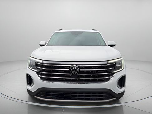 Certified 2024 Volkswagen Atlas SE FWD image 8
