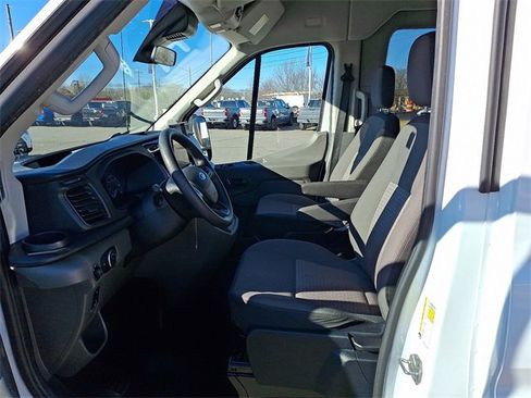 Used 2023 Ford Transit 350 XLT image 9