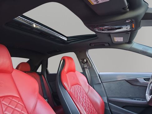 Used 2019 Audi S4 Premium Plus w/ Premium Plus Package image 16