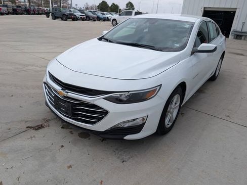 Used 2024 Chevrolet Malibu LT image 22