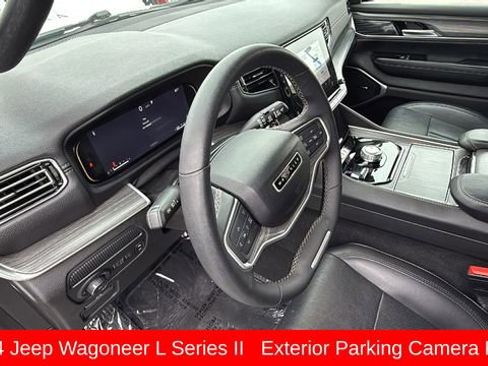 Used 2024 Jeep Wagoneer L Series II w/ Flexible Seating Group image 10