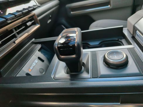 Used 2024 GMC Hummer EV 3X w/ Extreme Off-Road Package AWD/4WD image 24