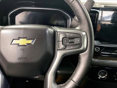 Used 2024 Chevrolet Silverado 1500 LT image 23