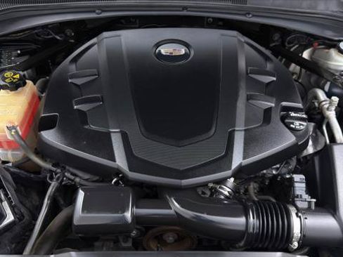 Used 2018 Cadillac CTS Luxury RWD image 39