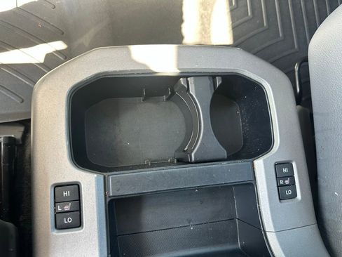 Used 2012 Toyota Sequoia Platinum image 18