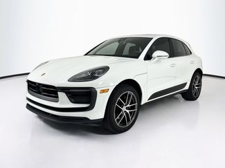 Certified 2025 Porsche Macan AWD/4WD video 1