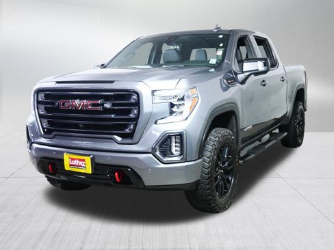 Used 2022 GMC Sierra 1500 AT4 w/ AT4 Premium Package AWD/4WD image 3