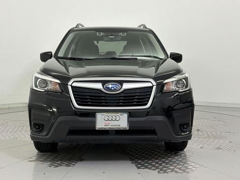 Used 2019 Subaru Forester Premium AWD/4WD image 6