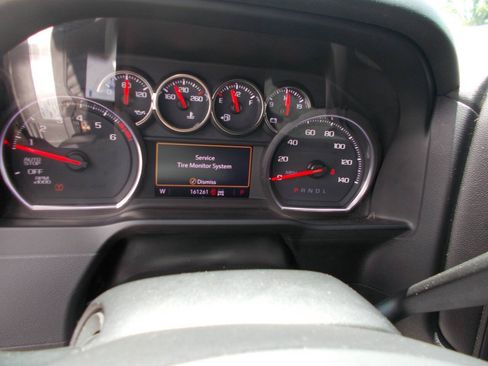 Used 2019 Chevrolet Silverado 1500 LT w/ Convenience Package AWD/4WD image 15