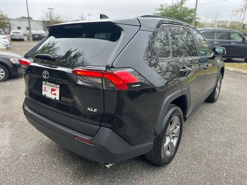 Used 2025 Toyota RAV4 XLE FWD image 10
