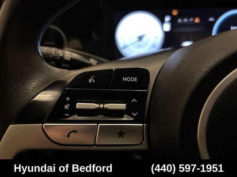 Used 2024 Hyundai Elantra SEL FWD image 16