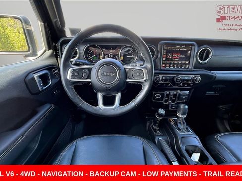 Used 2021 Jeep Wrangler Unlimited Sahara w/ Cold Weather Group AWD/4WD image 8
