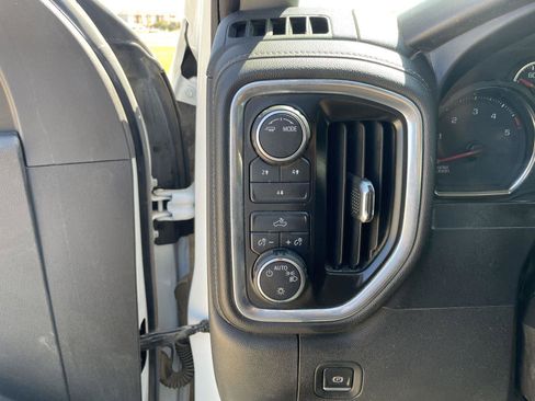 Used 2021 Chevrolet Silverado 2500 LT w/ Z71 Off-Road Package AWD/4WD image 14