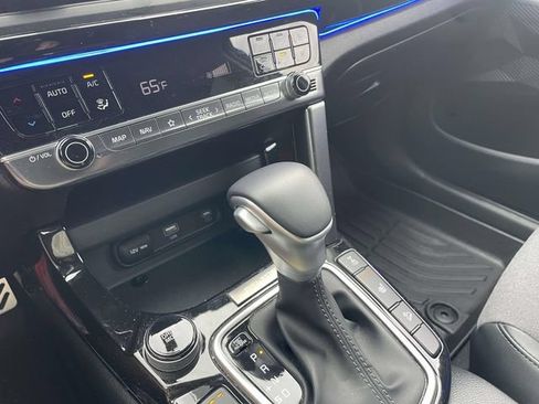 Used 2024 Kia Seltos X-Line AWD/4WD image 32