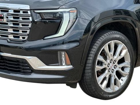 Used 2024 GMC Acadia Denali w/ LPO, Floor Liner Package AWD/4WD image 7