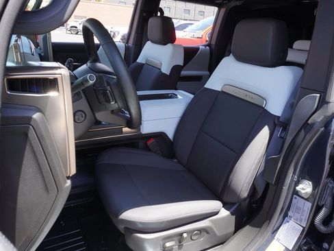 Certified 2025 GMC Hummer EV 3X AWD/4WD image 13