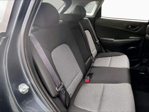 Used 2018 Hyundai Kona SE AWD/4WD image 21