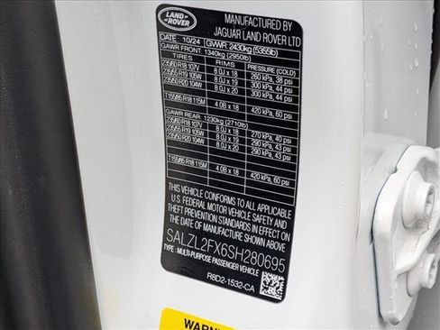 Used 2025 Land Rover Range Rover Evoque Dynamic SE image 25