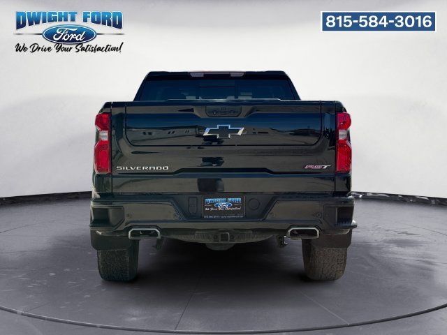 Used 2022 Chevrolet Silverado 1500 RST w/ Convenience Package II AWD/4WD image 4