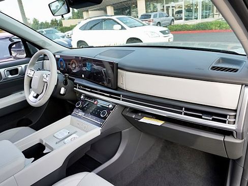 New 2026 Hyundai Santa Fe SEL image 12