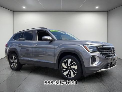 Certified 2025 Volkswagen Atlas SE AWD/4WD image 7